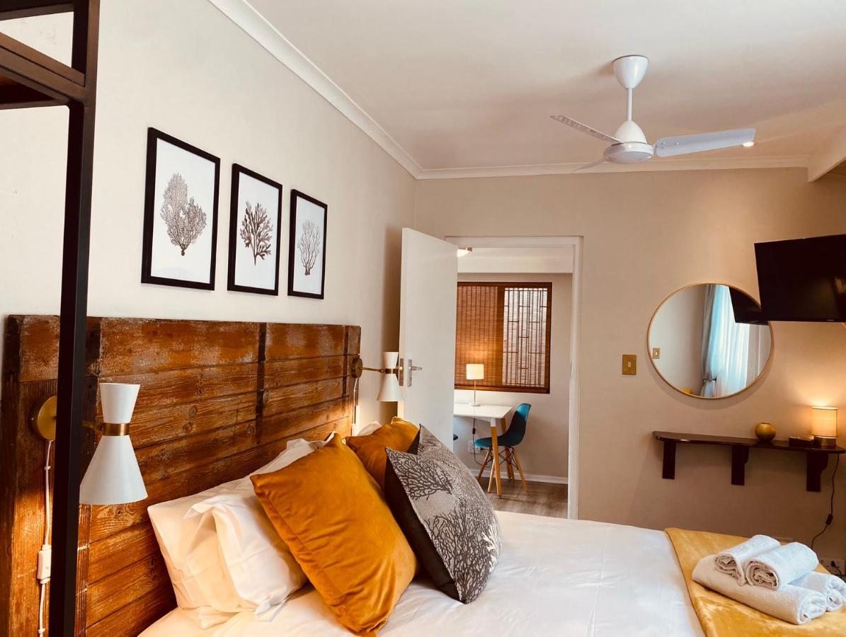 Dolphin Circle Bed And Breakfast Plettenberg Bay Extérieur photo