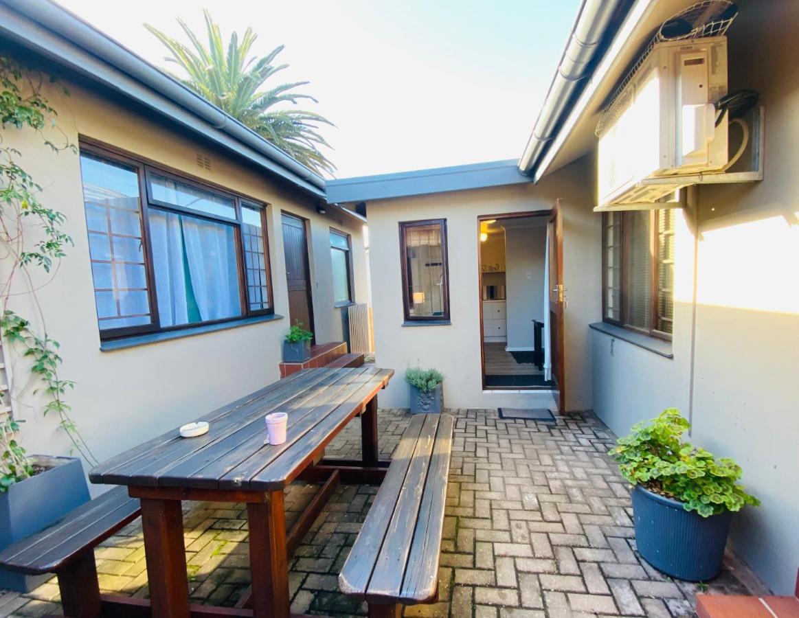 Dolphin Circle Bed And Breakfast Plettenberg Bay Chambre photo